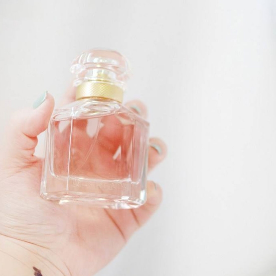 ادو پرفیوم زنانه گرلن مدل Mon Guerlain حجم 100 میلی لیتر