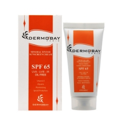 کرم ضد آفتاب درموبای SPF65 مناسب پوست های چرب حجم 50 میلی لیتر